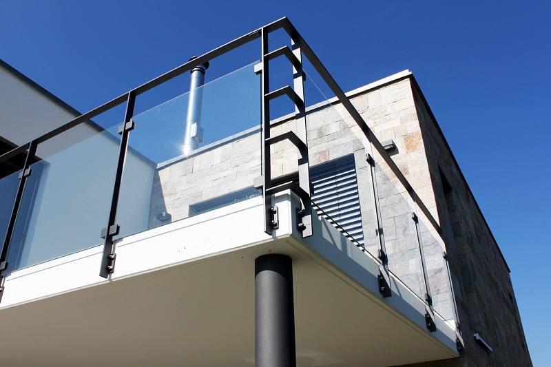 Garde-corps extérieur horizontal, métal - inox - verre - Art Escaliers