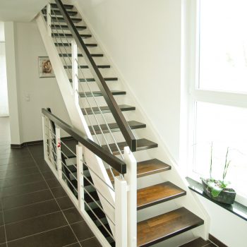 escalier-traditionnel-bois-inox-acier