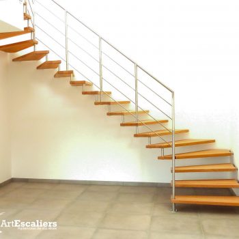 escalier_design-suspendu_2-quarts-tournants_bois-hetre_garde-corps-inox_02-artescaliers